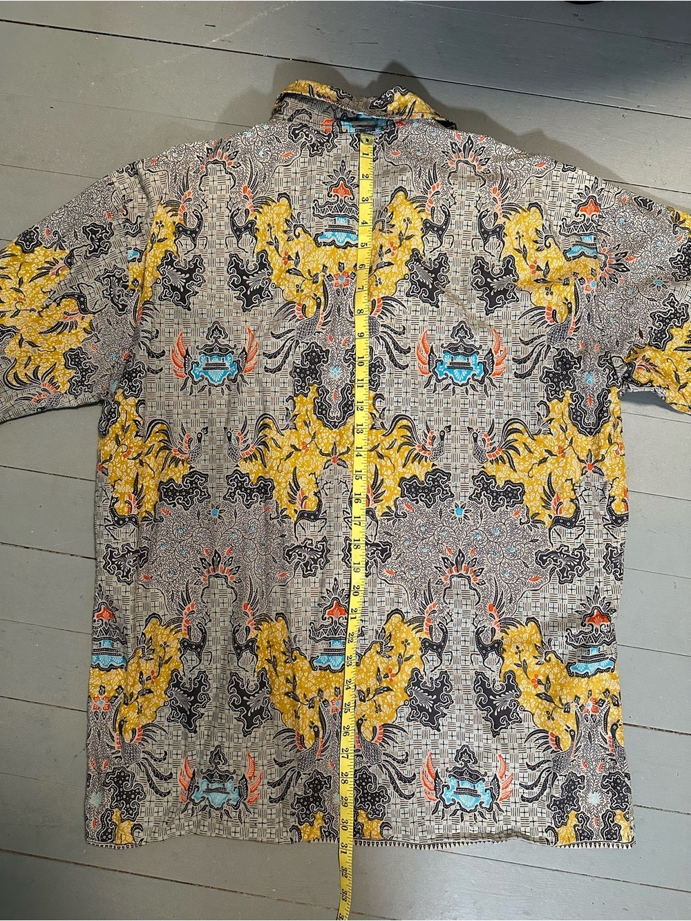 Vintage Multicolor Batik 40s 50s Short Sleeve Polo - Yellow, Gray, Blue Accents - Picture 10 of 10